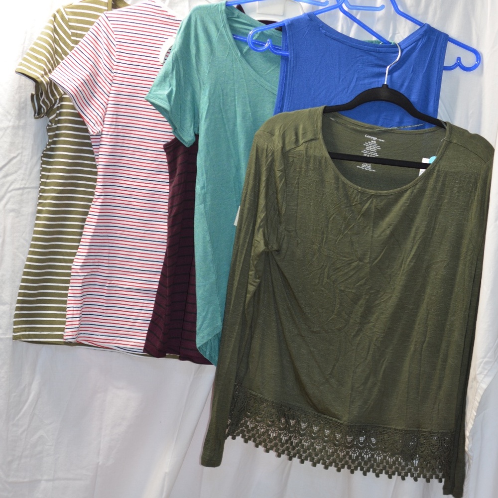Bundle 42: Six Tops SZ M NWT